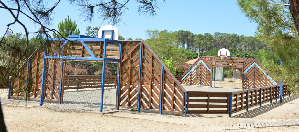 Terrain de sports au camping Mimizan Plage